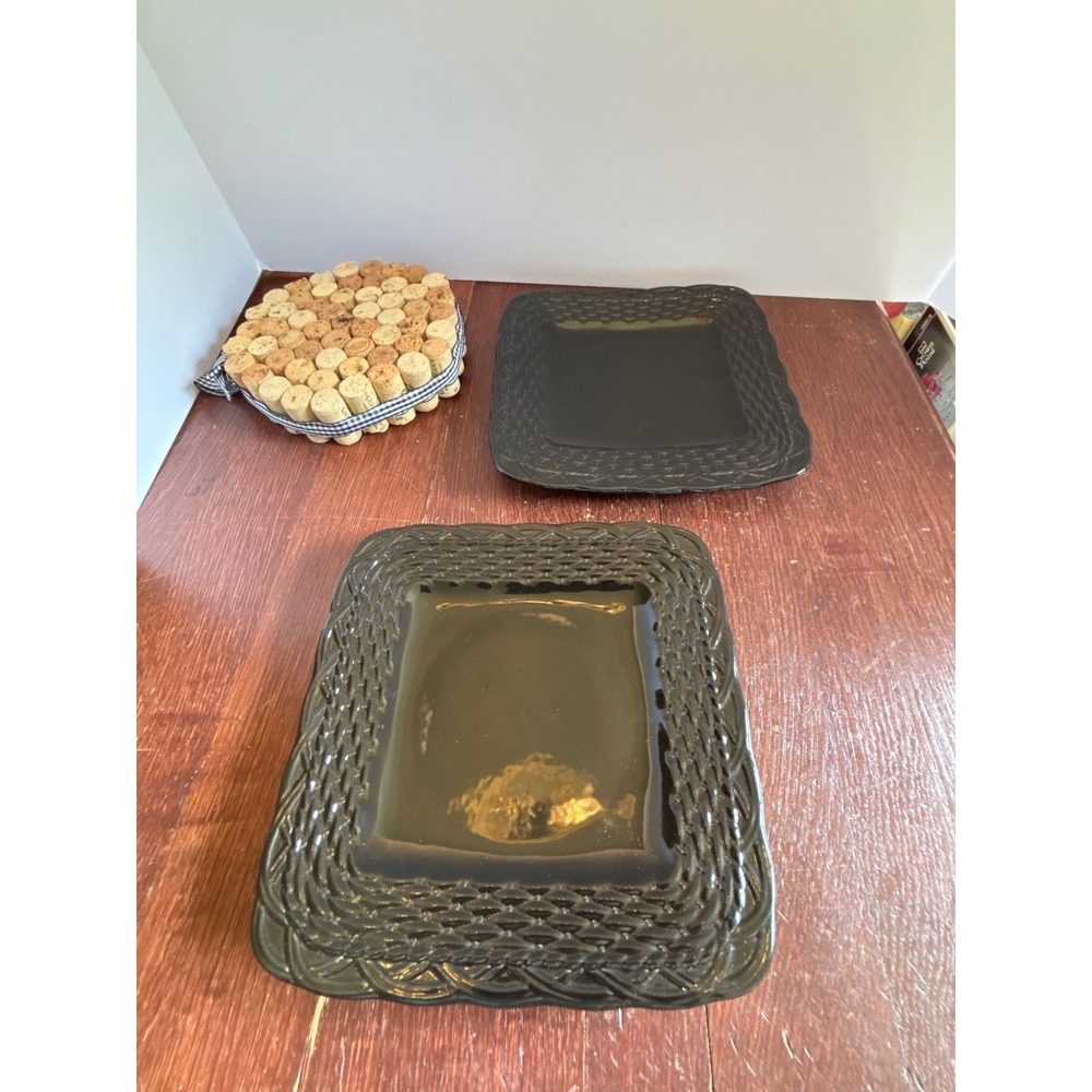 Mikasa Country Manor FF012 Black Square Basketweave Salad Dessert Plates Set 2